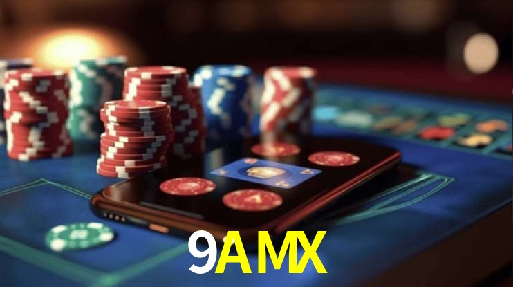 Escena dinámica inspirada en casino con iluminación 9AMX, cartas, fichas e íconos de juegos digitales en un espacio moderno de juegos.